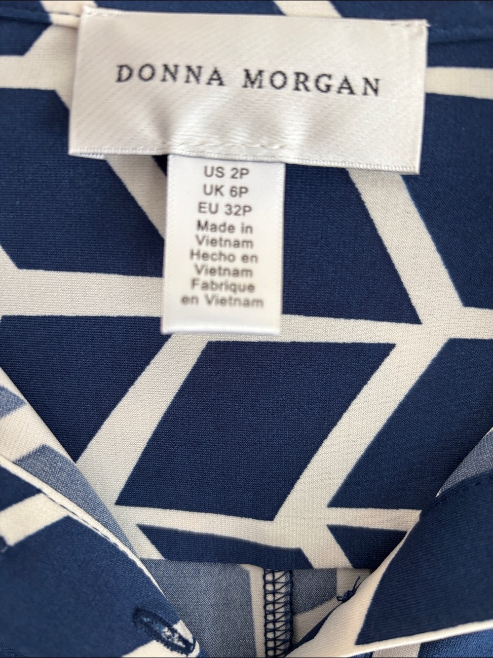 Donna Morgan NEARLY NEW EUC SELF TIE SHIRT DRESS 2 Petite office brunch touring - Picture 4 of 4